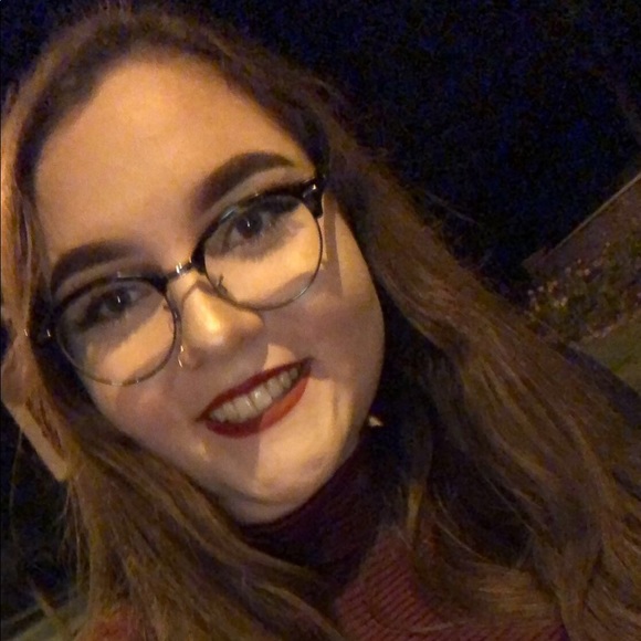 Meet your Posher, Cheryl - Picture 5 of 6